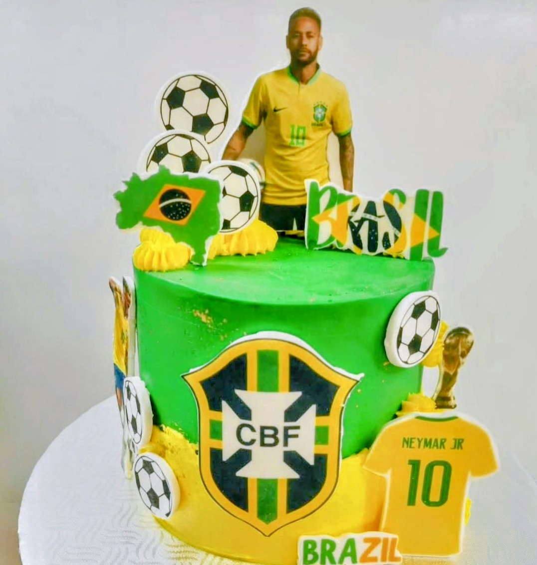 Gateau soccer 8-10 personnes.