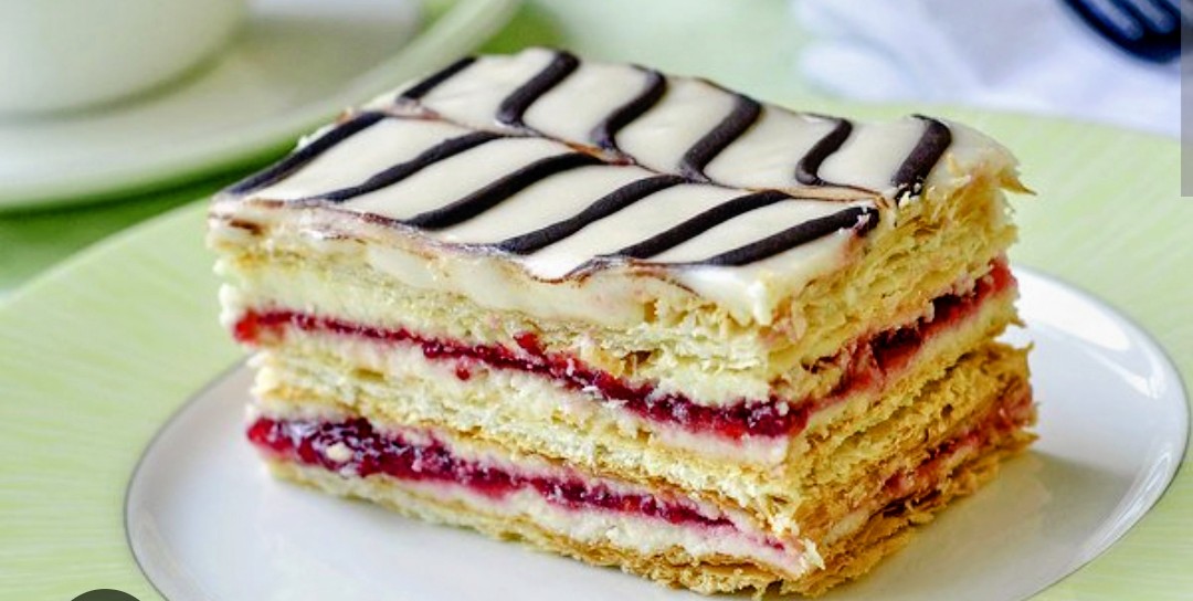 Mille feuille framboise 6 unités.